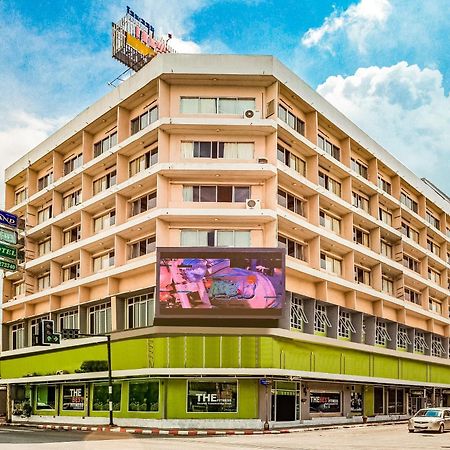סוראט תאני Oyo 441 Grand Thara Hotel מראה חיצוני תמונה