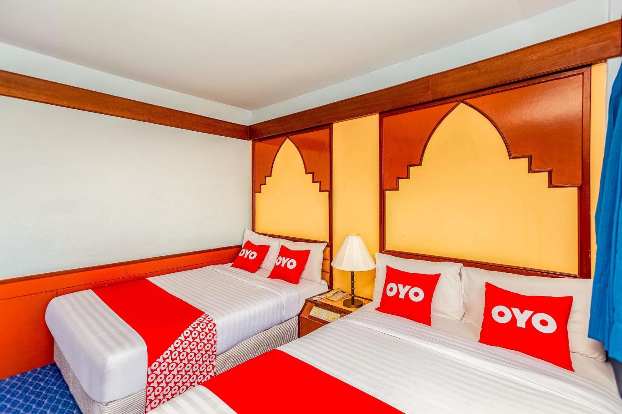 סוראט תאני Oyo 441 Grand Thara Hotel מראה חיצוני תמונה