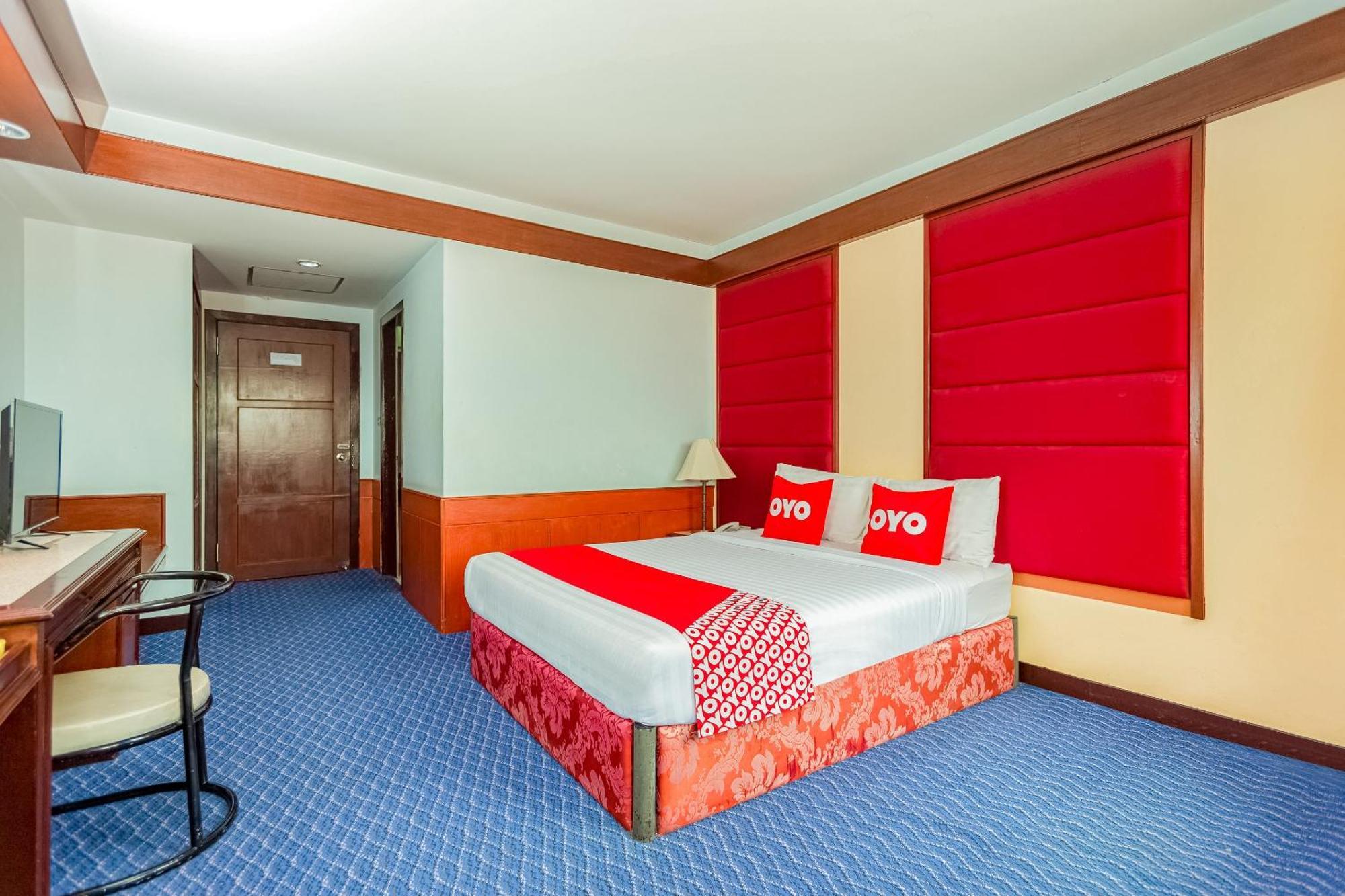 סוראט תאני Oyo 441 Grand Thara Hotel מראה חיצוני תמונה