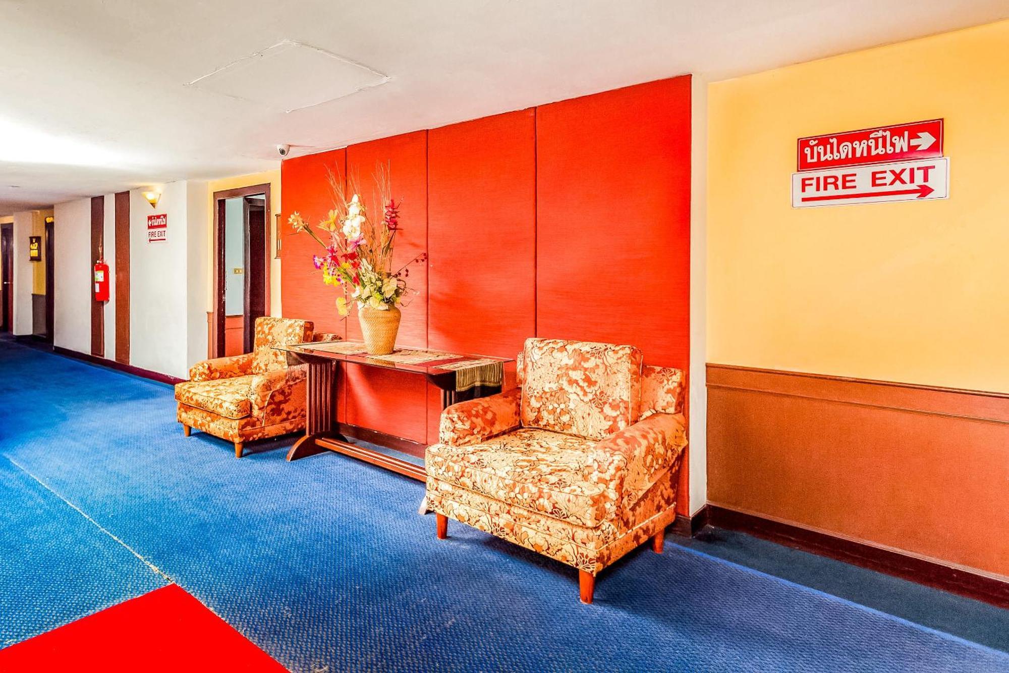 סוראט תאני Oyo 441 Grand Thara Hotel מראה חיצוני תמונה