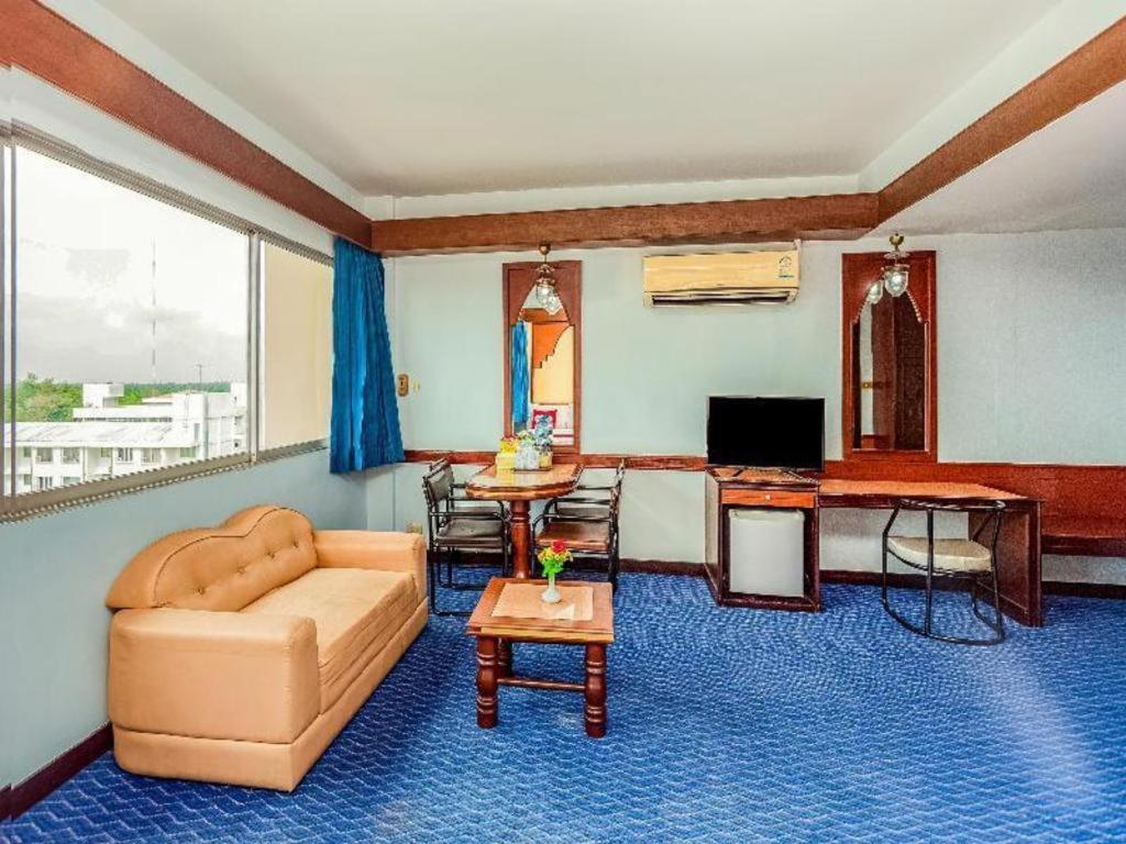 סוראט תאני Oyo 441 Grand Thara Hotel מראה חיצוני תמונה