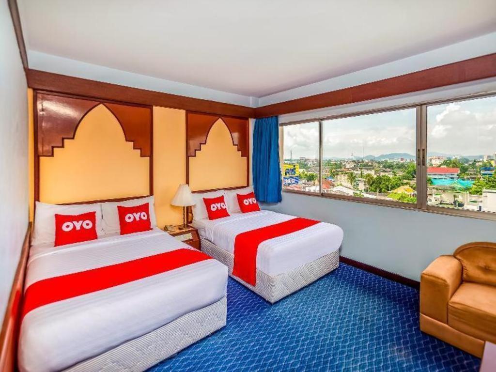 סוראט תאני Oyo 441 Grand Thara Hotel מראה חיצוני תמונה