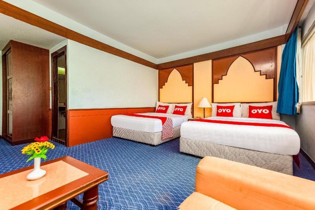 סוראט תאני Oyo 441 Grand Thara Hotel מראה חיצוני תמונה
