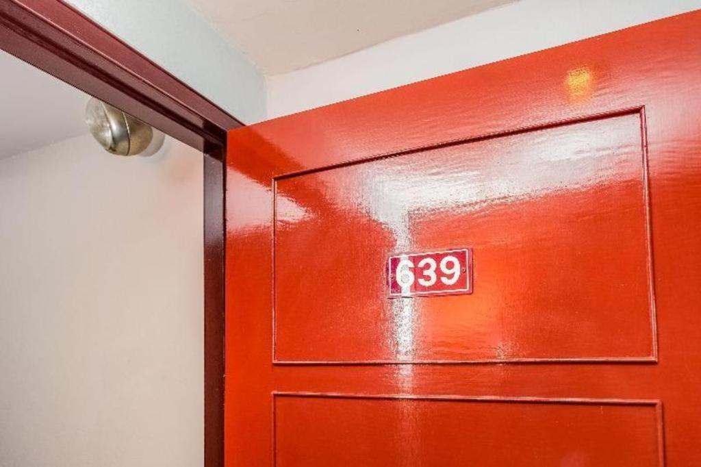 סוראט תאני Oyo 441 Grand Thara Hotel מראה חיצוני תמונה